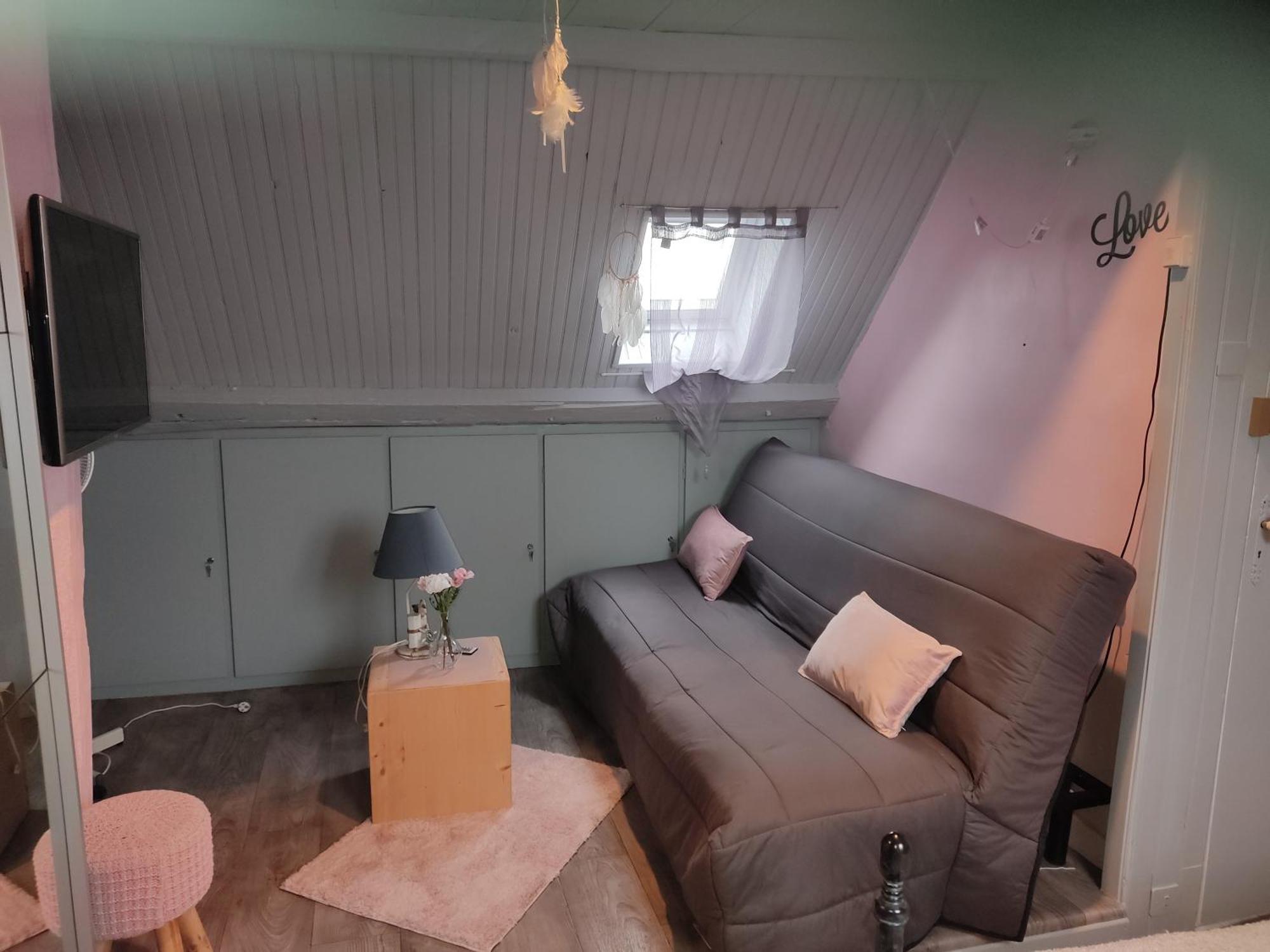 Le Lion Dort Acomodação com café da manhã Cormeilles-en-Parisis Exterior foto